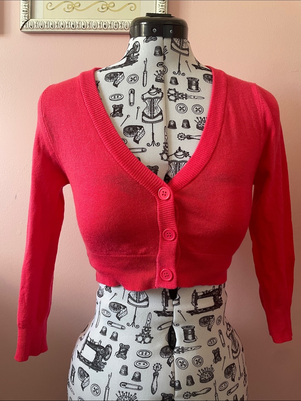 Vintage-style cropped cardigan